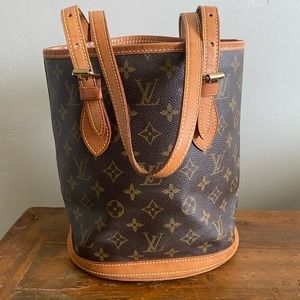 Louis Vuitton Bucket PM